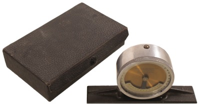 Stevens-Prentice Manufacturing Company, Milwaukee, Wisconsin: "Universal" Inclinometer Level
