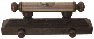 Davis L. & T. Company (Unmarked), No. 11: 4" Pedestal Level