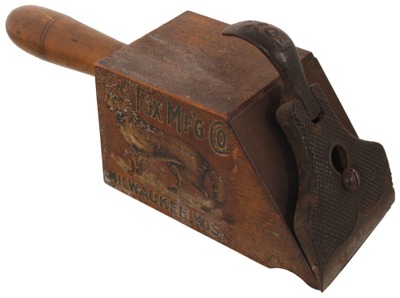 Fox Manufacturing Company, Milwaukee, Wisconsin: Early Wood Body Scraper