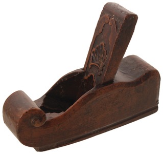 Unmarked: Carved Walnut Body Smoothing Plane