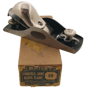 Stanley Rule & Level, No. 19: Knuckle Joint Block Plane