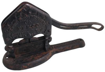 Twohy-Emmon Mercantile, Superior, Wisconsin: Early Cast Iron Tobacco Cutter