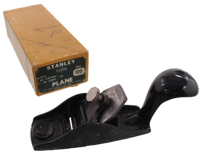 Stanley Rule & Level, Roxton Pond, Quebec, Canada, No. 100: Squirrel Tail Block Plane