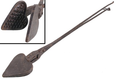 Unmarked: Early Heart Form Waffle Iron