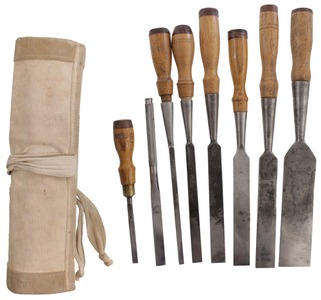 Assorted Makers: Wkg. Set Of Beveldge Chisels