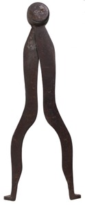 Unmarked: Early "Ladyleg" Inside Calipers