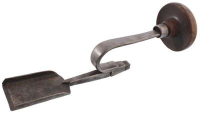 Unmarked: Classic European Form Blacksmith Butteris