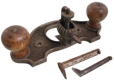 Stanley Rule & Level, No. 71 1/2: Closed Throat Router Plane