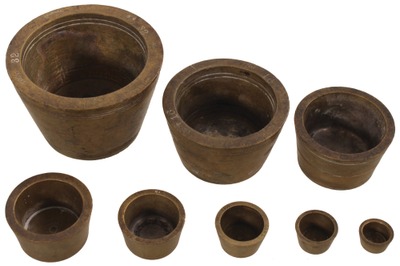 Unmarked: Full Set Of "Pile De Charlemagne' Weights