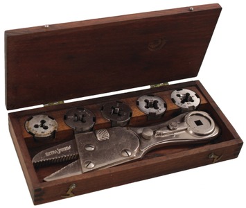 Elgin Tool & Socket Company, Elgin, Illinois: Smith & Frenk's Pate Combination Wrench