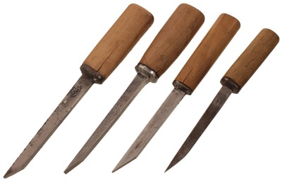 Assorted Makers: Stepped Set Of Four "Pigsticker" Chisels