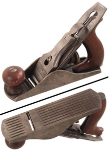Union Manufacturing Company, New Britain, Connecticut, No. 2 C: 7 1/2" Smoothing Metallic Plane