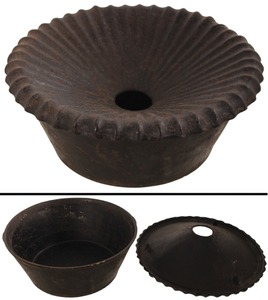 Unmarked: Extra Clean Cast Iron Spittoon