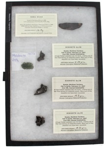 Unmarked: Collection Of Metiorite Fragments