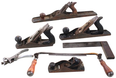 Stanley Rule & Level: Lot Of Sound & Usabl Woodworking Tools