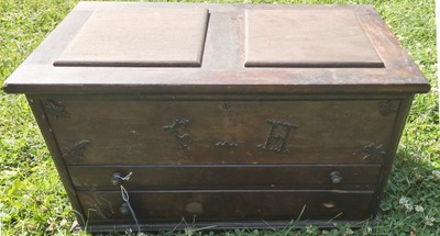 Unmarked: 19th C. Walnut Mach. Tool Chest