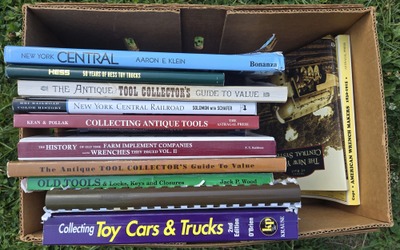 Assorted Makers: Lot Of Tool & Antiqu Reference Book