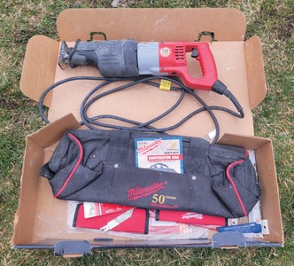 Milwaukee Electric Tool, Brookfield, Wisconsin, No. 6521-50: Heavy Duty Electrician's Saw