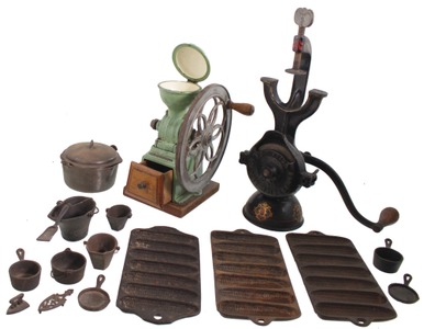 Assorted Makers: Coll. Of Cast Iron Kitchen Items