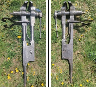 Unmarked: Massive 6" Jaw B'smith's Post Vise