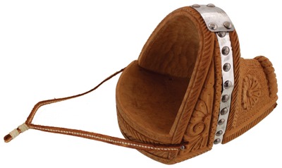 Unmarked: Recent Carved Model Of Stirrup