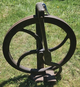 Unmarked: Early Cast Iron Foot Power Impeller