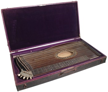 Unmarked: Classic Multi-String Zither