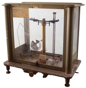 Seederer-Kohlbusch, Jersey City, New Jersey: Precision Balance Scale