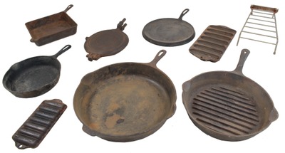 Griswold Manufacturing Company, Erie, Pennsylvania: Lot Of Cast Iron Cookware Items