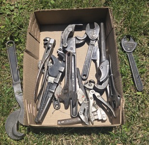 Assorted Makers: Lot Of Spec. Purp. Wrenches