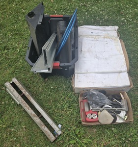 Assorted Makers: Shop Fixtures Opportunity Lot