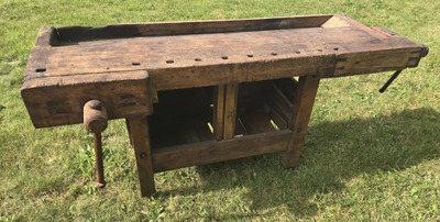 Unmarked: Early Cabinet Mkrs Work Bench