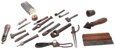 Assorted Makers: Lot Of Clean & Usabl Leather Tool