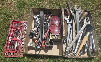 Assorted Makers: Automotive Items Opportunity Lot