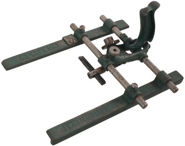 Wm. Bayley Company, Springfield, Ohio: Mc Cauley's Patent Core Box Plane