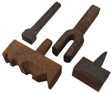 Assorted Makers: Lot Of Four Clean Anvil Hardies