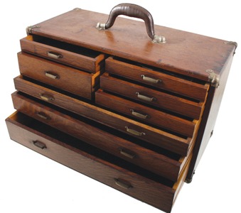 Unmarked: Extra Clean Machinis Oak Tool Chest