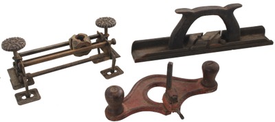 Assorted Makers: Three Intersting Early |wxs