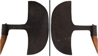 Cepigny: Massive Sgl. Bevel Semicircular Axe
