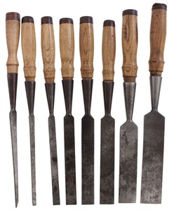 Ohio Tool Company, Columbus, Ohio: Stepped Set Of Eight Bevel Edge Chisels