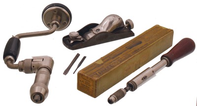 Assorted Makers: Three Extra Clean Woodworking Tools