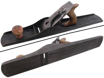 Siegley Tool Company, New Britain, Connecticut, No. 7: Cast Iron Jointer Metallic Plane