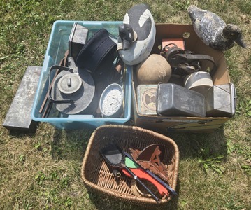 Assorted Makers: Shop & |hh Items Opportunity Lot