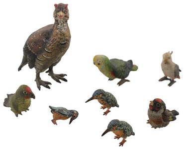Unmarked: Coll. Of Solid Cast Birds