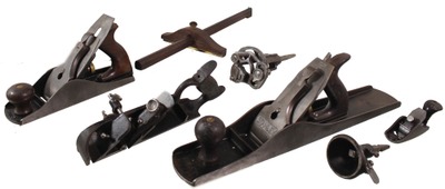 Stanley Rule & Level: Lot Of Clean & Usabl Woodworking Tools
