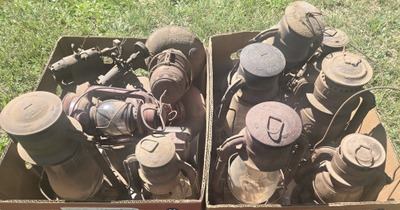 Assorted Makers: Lot Of Barn & Railroad Lanterns