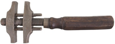 Unmarked: Classic French Dbl. Coach Wrench