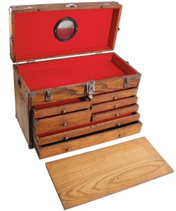 Unmarked: Classic Oak Body Machinists Tool Ches