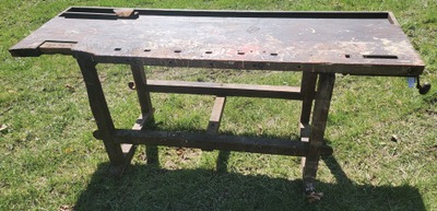 Unmarked: Classic Carpenter's Work Bench