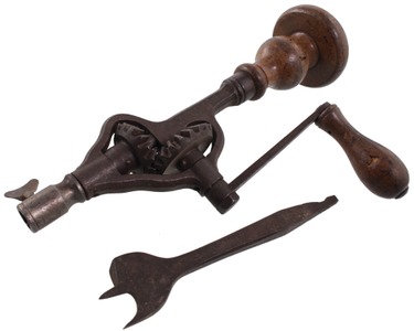 Unmarked: Early Cast Iron "Scottish" Brace